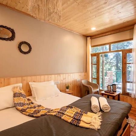 The Hill Story, Entire Chalet, Offbeat,Cozy Массури Экстерьер фото