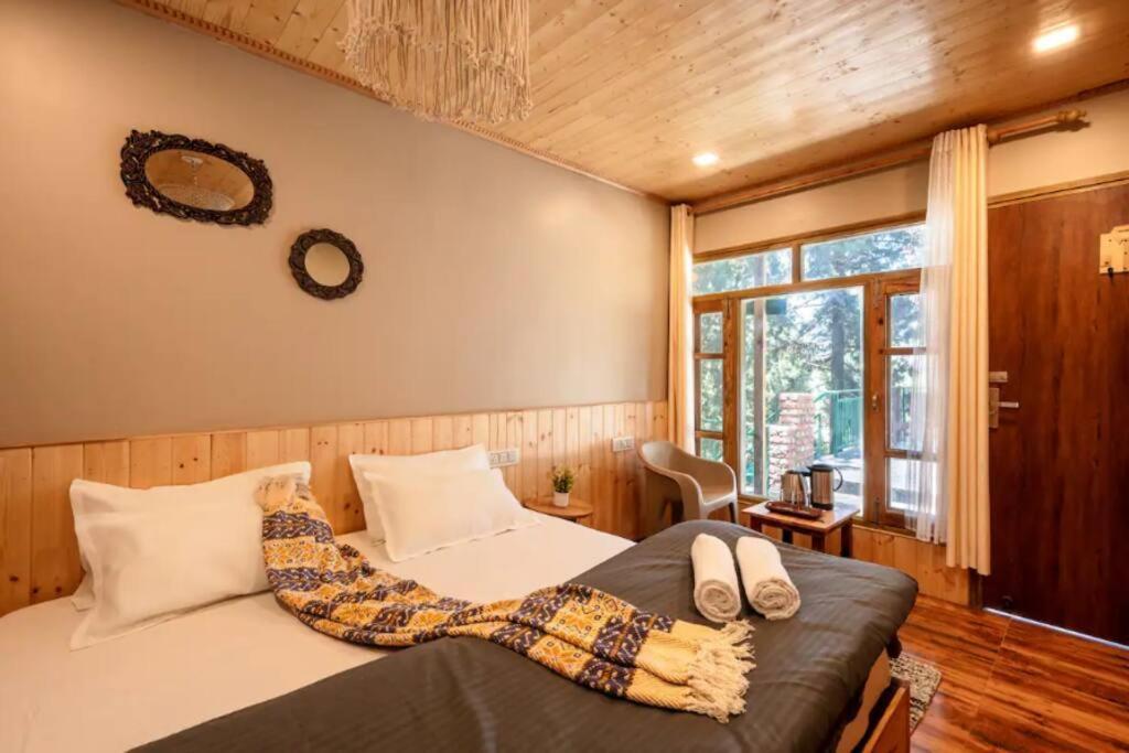 The Hill Story, Entire Chalet, Offbeat,Cozy Массури Экстерьер фото
