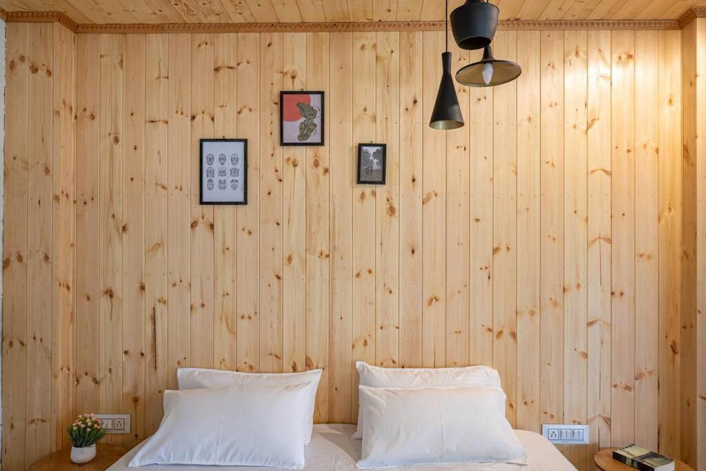 The Hill Story, Entire Chalet, Offbeat,Cozy Массури Экстерьер фото
