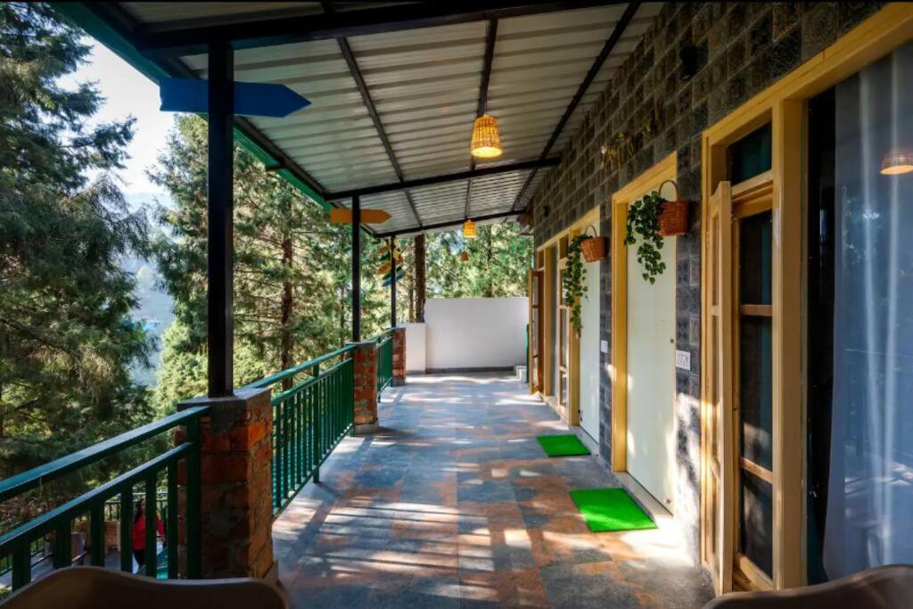 The Hill Story, Entire Chalet, Offbeat,Cozy Массури Экстерьер фото